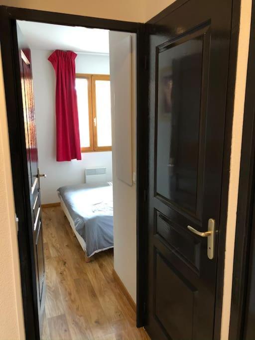 Chalet 4 Pers. Piscine Et Literie Toute Neuve. Puy-Saint-Vincent Eksteriør billede