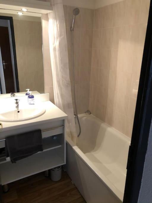 Chalet 4 Pers. Piscine Et Literie Toute Neuve. Puy-Saint-Vincent Eksteriør billede