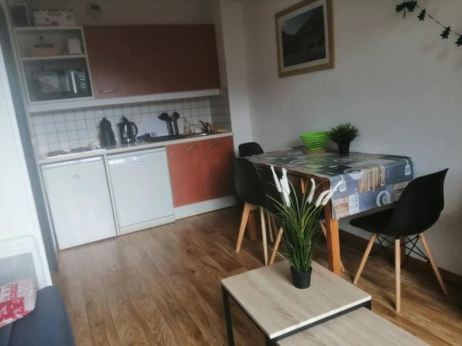 Chalet 4 Pers. Piscine Et Literie Toute Neuve. Puy-Saint-Vincent Eksteriør billede